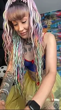 Tattoo  Moon online show from 07-07-26, 07:09