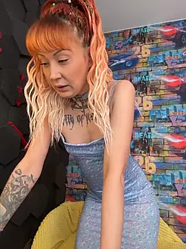 Tattoo  Moon online show from 03-21-26, 01:29