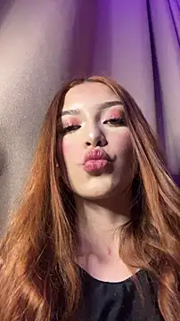 HoneyWeebsss online show from 04-30-26, 03:46