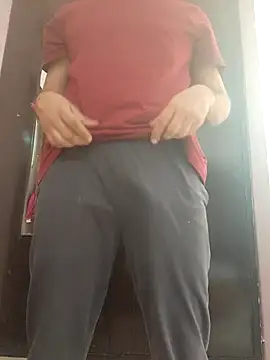 Snapshot of rahuloves chatting on 02-25-26, 10:04 rahuloves online show from 02-25-26, 10:04