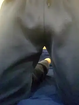 Snapshot of rahuloves chatting on 01-17-26, 02:48 rahuloves online show from 01-17-26, 02:48