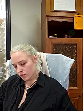 ChristinaWheeled11 online show from 03-12-26, 03:16