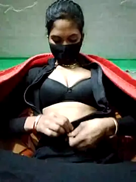 Sapna8080 online show from 12-22-25, 04:40