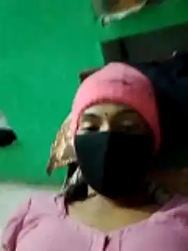 Sapna8080 online show from 12-18-25, 04:44