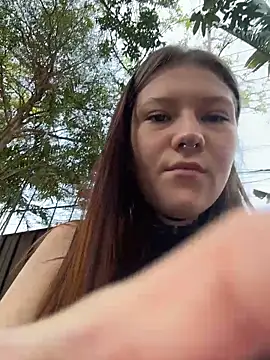 Snapshot of FionaMurr chatting on 03-04-26, 03:47 FionaMurr online show from 03-04-26, 03:47