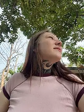 Snapshot of FionaMurr chatting on 02-23-26, 04:36 FionaMurr online show from 02-23-26, 04:36