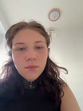 FionaMurr online show from 12-21-25, 02:24