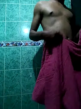 Snapshot of Andreskelly chatting on 12-23-25, 10:25 Andreskelly online show from 12-23-25, 10:25