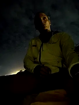 Snapshot of Andreskelly chatting on 01-06-26, 01:53 Andreskelly online show from 01-06-26, 01:53