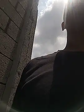 Andreskelly online show from 03-11-26, 05:40