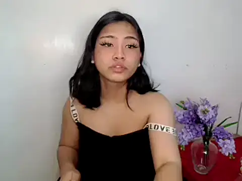 Snapshot of Secretfantasycum chatting on 04-06-26, 10:00 Secretfantasycum online show from 04-06-26, 10:00