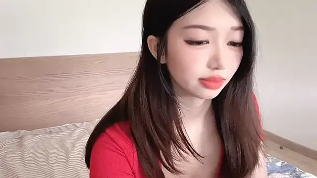 Snapshot of cici-r0 chatting on 02-15-26, 12:48 cici-r0 online show from 02-15-26, 12:48