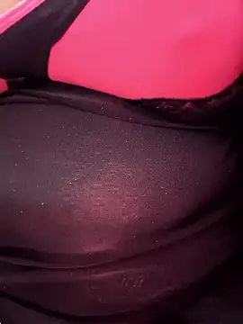 Snapshot of Ecyol chatting on 01-15-26, 12:52 Ecyol online show from 01-15-26, 12:52