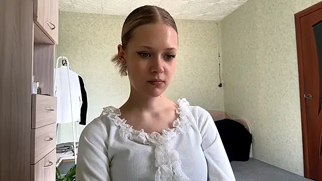 ZaidaSchwarten online show from 03-12-26, 11:36