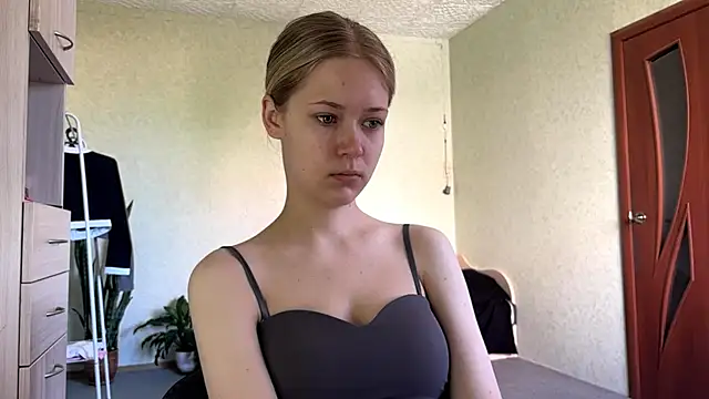 ZaidaSchwarten online show from 05-24-26, 05:18