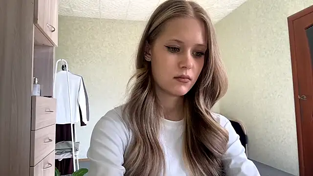 ZaidaSchwarten online show from 03-16-26, 11:47