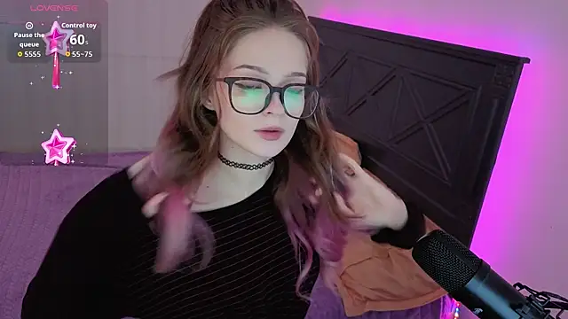 Angel Bruh online show from 02-10-26, 03:33