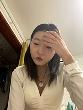 qingqing005 online show from 01-07-26, 09:47