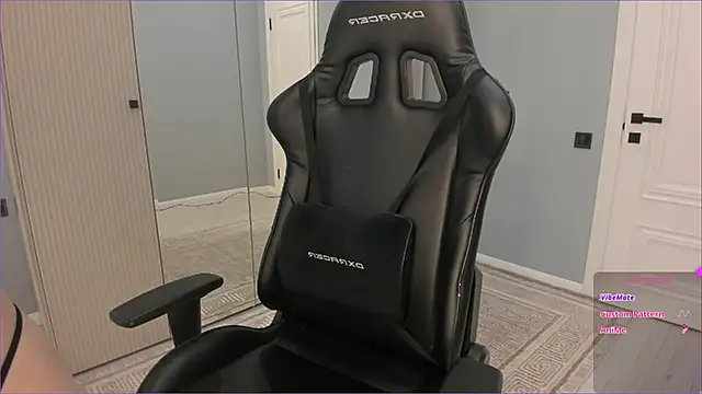 lovelymikky online show from 04-07-26, 03:41