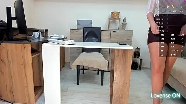 Snapshot of classy_medea chatting on 02-22-26, 02:36 classy medea online show from 02-22-26, 02:36