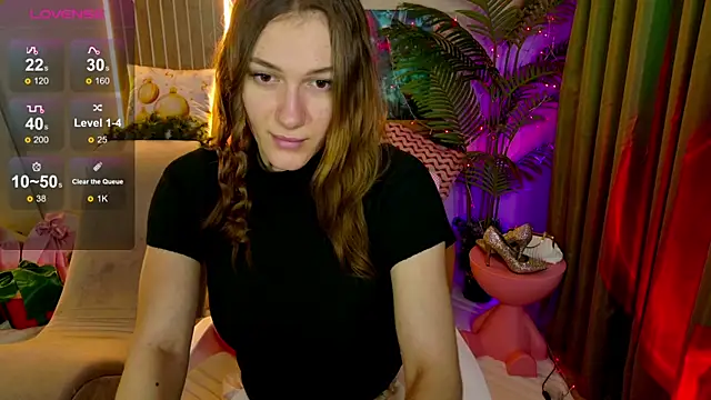 Snapshot of CarolainGilbert chatting on 01-13-26, 07:23 CarolainGilbert online show from 01-13-26, 07:23