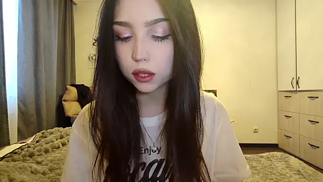 Qwami Amie online show from 02-24-26, 09:32