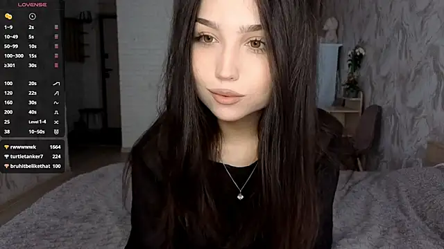 Snapshot of Qwami_Amie chatting on 05-16-26, 10:36 Qwami Amie online show from 05-16-26, 10:36