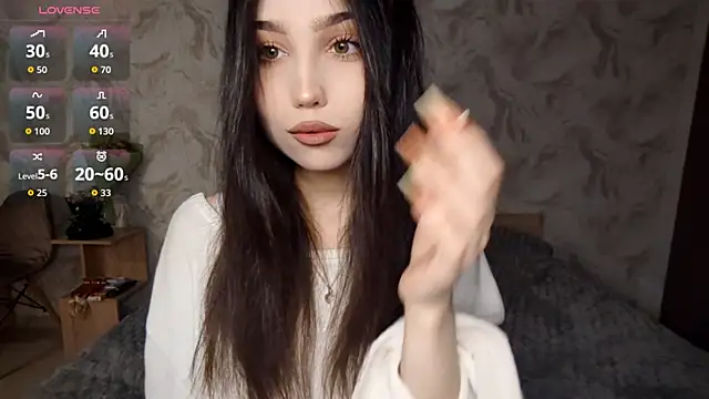 Qwami Amie online show from 03-23-26, 03:12