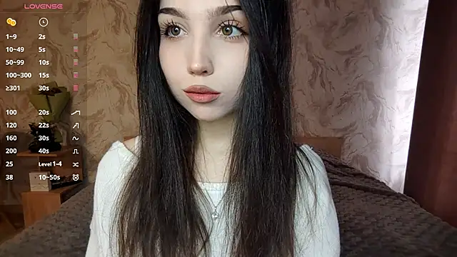 Qwami Amie online show from 04-05-26, 11:50