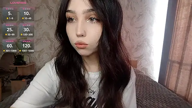 Qwami Amie online show from 03-27-26, 12:28