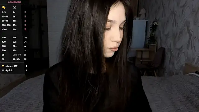 Snapshot of Qwami_Amie chatting on 05-16-26, 06:45 Qwami Amie online show from 05-16-26, 06:45