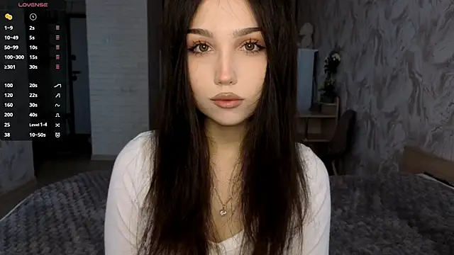 Snapshot of Qwami_Amie chatting on 05-17-26, 07:19 Qwami Amie online show from 05-17-26, 07:19