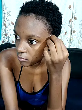 PetiteDoll 06 online show from 02-19-26, 05:10