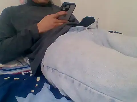 minhhoang964 online show from 01-07-26, 09:25