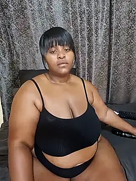 ChoklitBerryXX online show from 01-13-26, 07:01