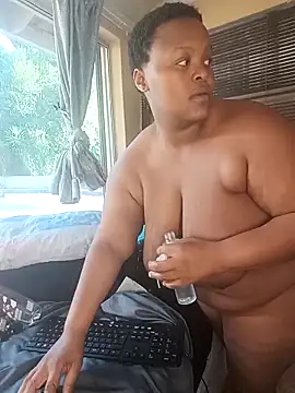 ChoklitBerryXX online show from 02-26-26, 06:02