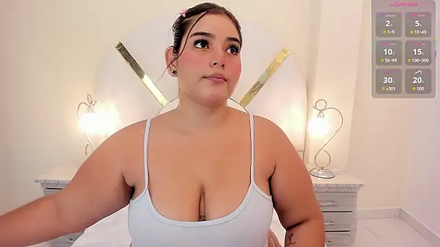 Snapshot of Nikki_Karter chatting on 01-19-26, 11:47 Nikki Karter online show from 01-19-26, 11:47