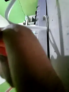 Annnyxvinni online show from 12-22-25, 07:58