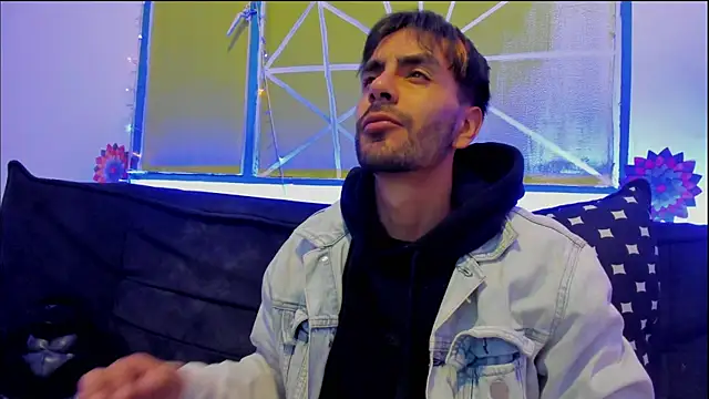 Snapshot of Lord_Apolo chatting on 01-08-26, 01:28 Lord Apolo online show from 01-08-26, 01:28