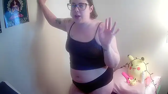 Snapshot of Hamurai420 chatting on 02-17-26, 10:18 Hamurai420 online show from 02-17-26, 10:18