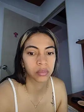 Snapshot of Evangeline_Bonnet chatting on 03-25-26, 07:46 Evangeline Bonnet online show from 03-25-26, 07:46