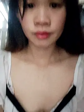 Snapshot of mit0-77 chatting on 01-06-26, 02:04 mit0-77 online show from 01-06-26, 02:04