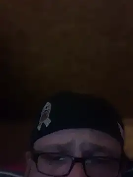 Snapshot of Ldnick69 chatting on 02-14-26, 08:31 Ldnick69 online show from 02-14-26, 08:31