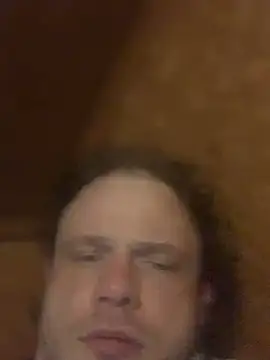 Snapshot of Ldnick69 chatting on 02-17-26, 12:35 Ldnick69 online show from 02-17-26, 12:35