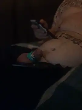 Snapshot of Ldnick69 chatting on 03-08-26, 05:05 Ldnick69 online show from 03-08-26, 05:05