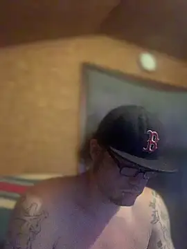 Snapshot of Ldnick69 chatting on 02-23-26, 09:15 Ldnick69 online show from 02-23-26, 09:15