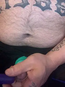 Snapshot of Ldnick69 chatting on 04-12-26, 08:45 Ldnick69 online show from 04-12-26, 08:45