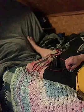 Snapshot of Ldnick69 chatting on 04-14-26, 05:45 Ldnick69 online show from 04-14-26, 05:45