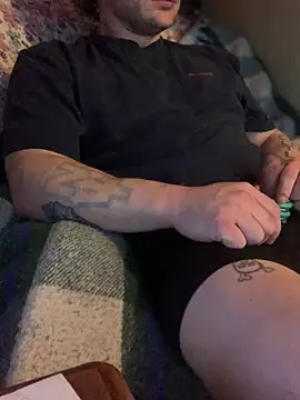 Snapshot of Ldnick69 chatting on 03-12-26, 07:29 Ldnick69 online show from 03-12-26, 07:29