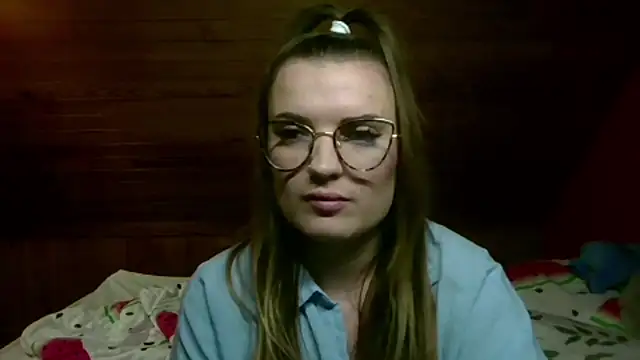 VanessaHard online show from 12-17-25, 08:36